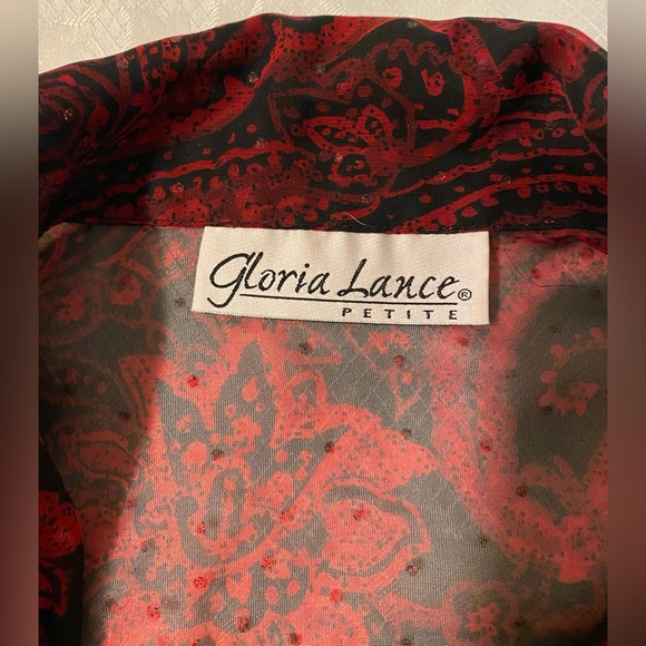 Gloria Lance Petite floral sparkly blouse. Size XL - Picture 7 of 7